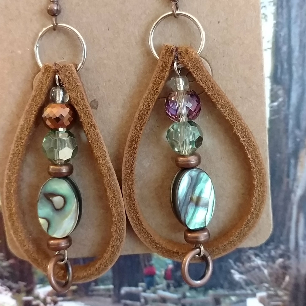 Earrings - Picture 4 of 6